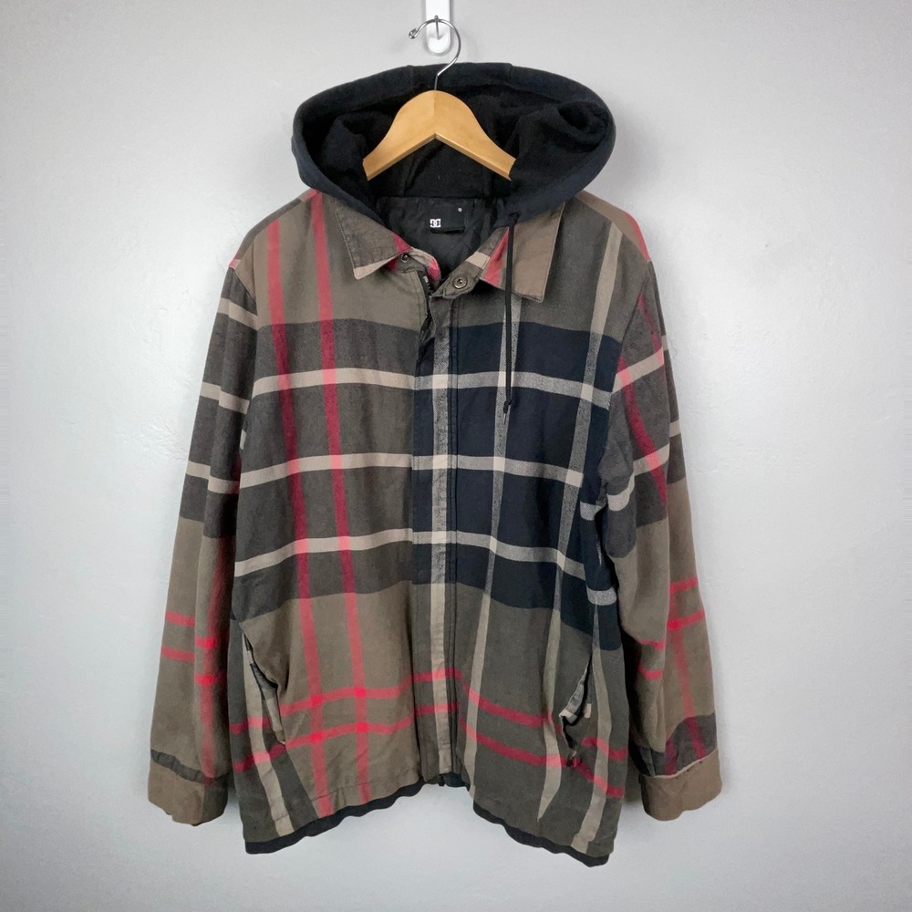 DC Shoes Jacket Men L Brown Plaid Hooded Quilted Lined Full Zip Flannel Skate